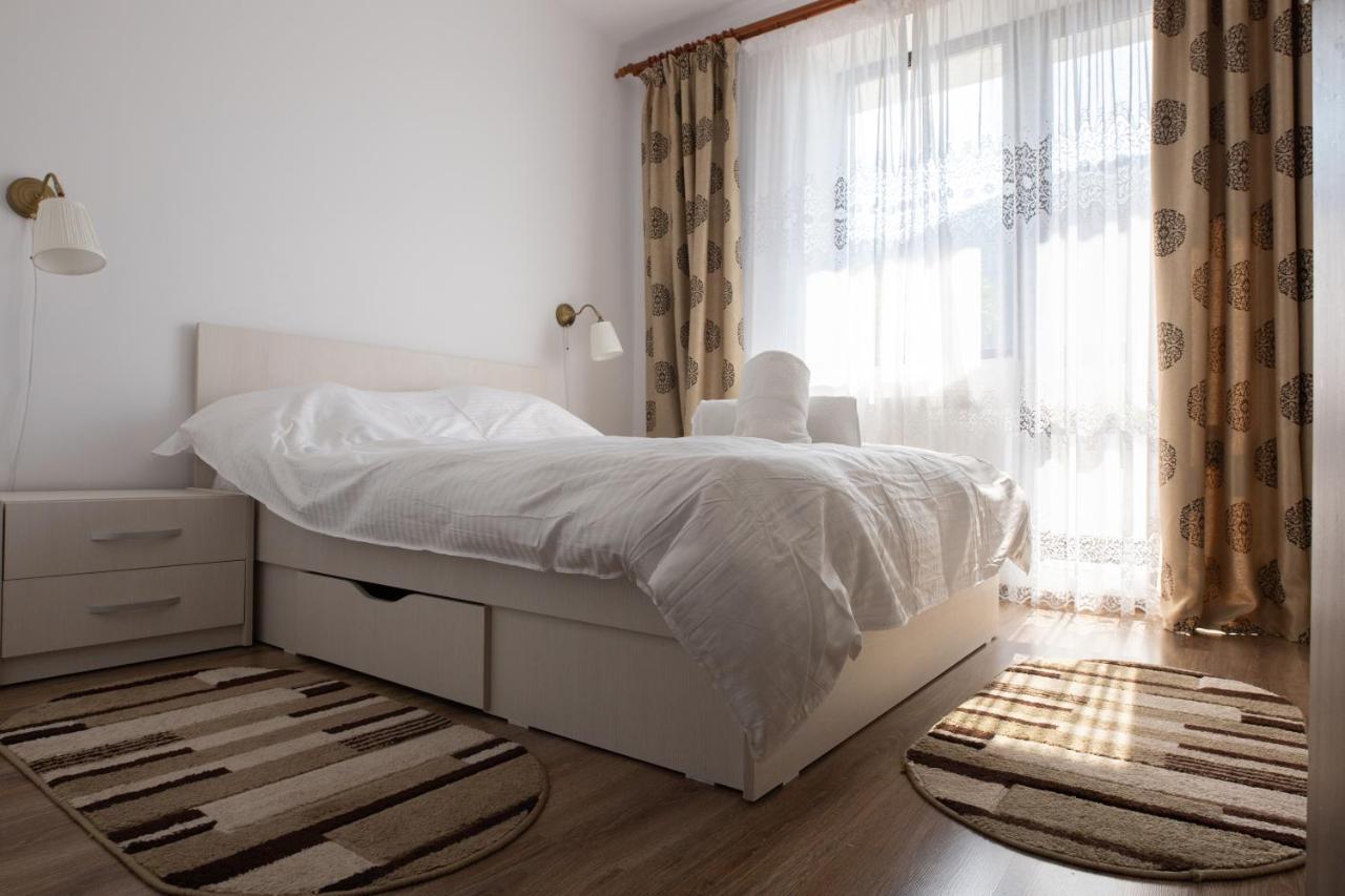 Orchid Luxury Apartment Sinaia Buitenkant foto