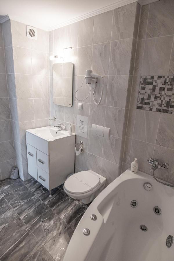 Orchid Luxury Apartment Sinaia Buitenkant foto